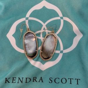 Kendra Scott Elle gold drop earrings- small